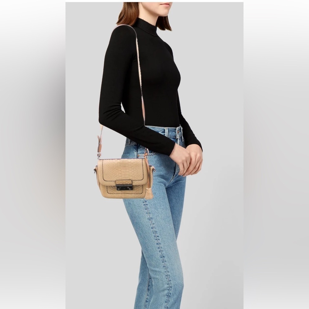 Barbara Bui Tan Python With Metal Details Crossbody Bag O/S